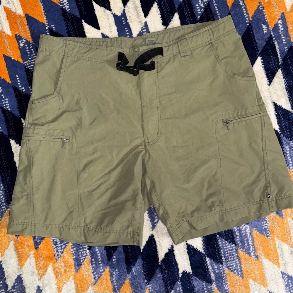 Alpine Design outdoor belted Hiking Shorts men’s size 36 EUC